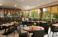 Hôtel du Bollenberg - Restaurant "Côté Plaine" - Spa de la Colline Hotels in Soultzmatt