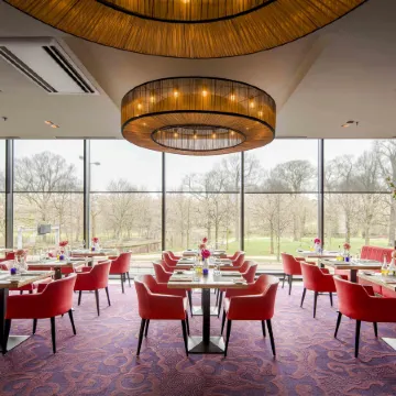 Leonardo Hotel Den Haag Babylon Отели рядом с достопримечательностью «Гаага»
