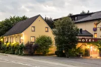Hotel-Restaurant Brücklwirt Hotels in der Nähe von Pestsäule (Hl. Dreifaltigkeit) Leoben