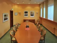 Hotel Servatius فنادق في كولونيا