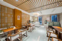 Yooyi Hotel