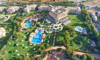 The St. Regis Mardavall Mallorca Resort