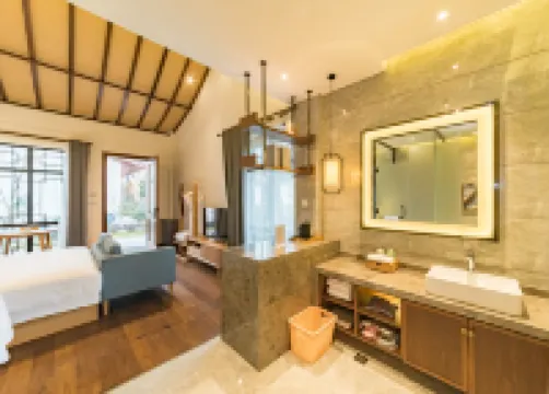 Yuanxiang Hot Spring Resort Hotel