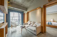 Zuoshe Linghai Boutique Hotel