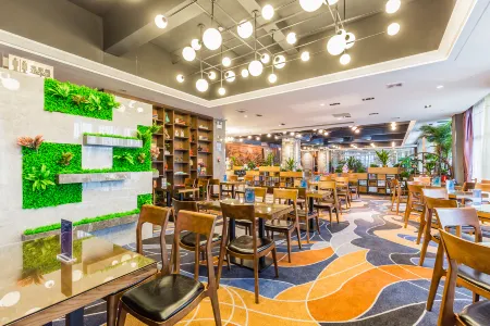 Rimei Hotel (Foshan Sanshui New Power) Отели рядом с достопримечательностью «Guangdong University of Business Studies»