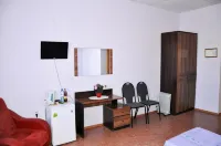 Piramida Hotel Hotel di 