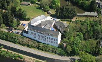 Prisma Hotel Burg Bollendorf