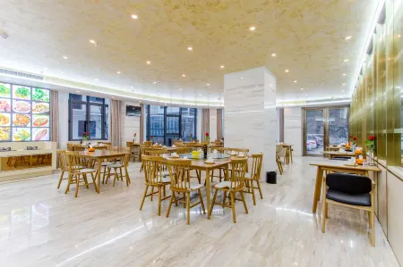 Henghua Tianju Hotel Отели рядом с достопримечательностью «Световой вершина»