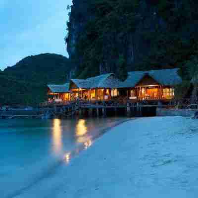 Catba Sandy Beach Resort Hotel Exterior