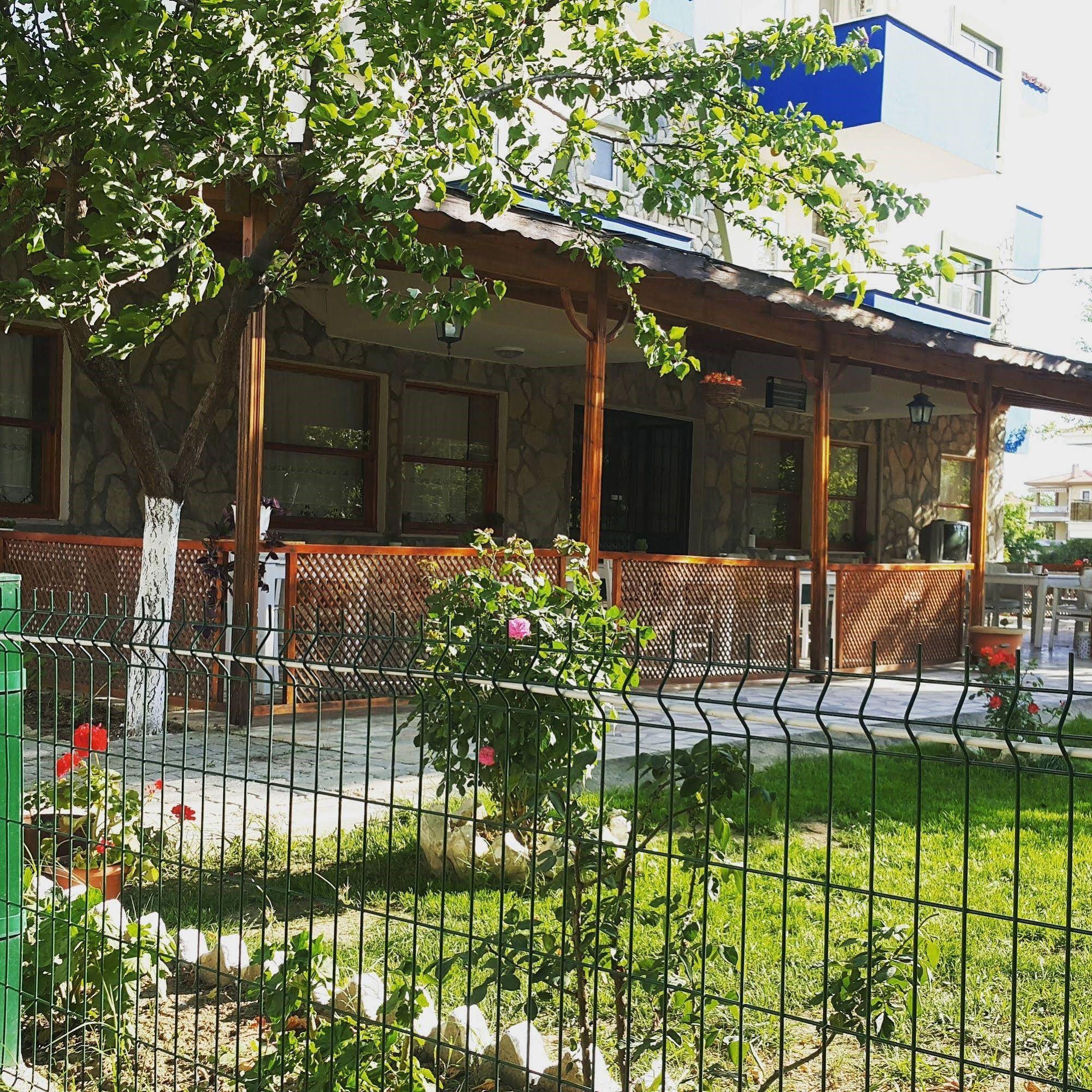 Zeytin Otel Altinoluk