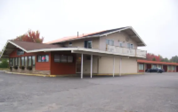 北岸路邊汽車旅館