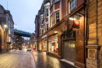 EasyHotel Newcastle Hotels in 