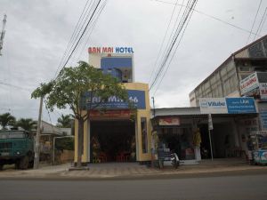 Ban Mai Hotel 66