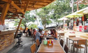 Green Bay Samed Resort