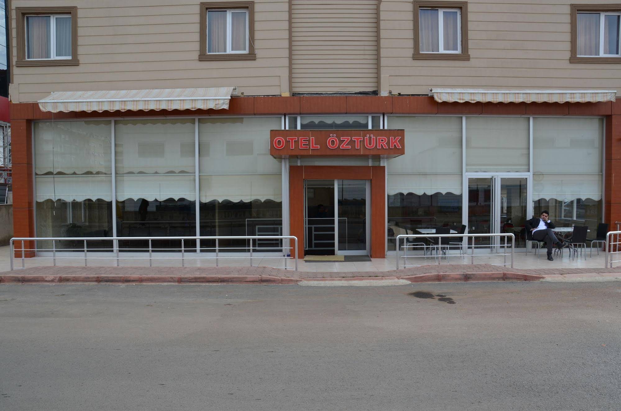 Ozturk Hotel