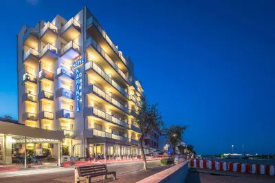 Hotel Karinzia Hotels near Luna Park
