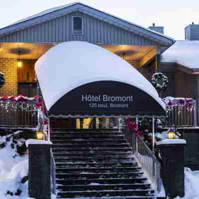 Hotel Bromont Hotel Exterior