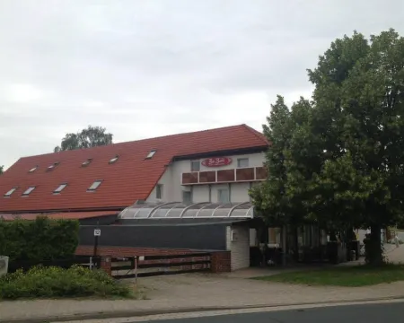 Hotel & Restaurant Bei Baki Hotels in Sehnde