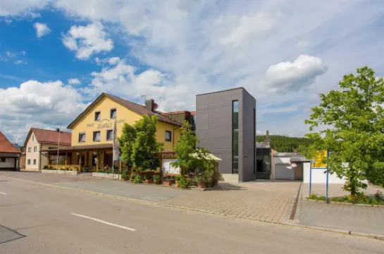 Landhotel Schöll