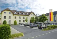 Hotel Restaurant Müllner - parking