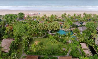 Legian Beach Hotel