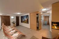 โรงแรมการ์นี โรแมนติกา - ที่มีที่จอดรถ