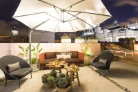 VEINTIUNO Emblematic Hotels