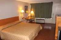 Passion Play Road Inn - Formerly Statue Road Inn Hotel a Cedar Township