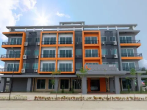 โรงแรมสลีพพิง ทรี โรงแรมในฝาง