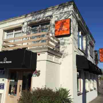 Hotel de Kroon Hotel Exterior