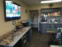 Dockside Inn Hotels in Cold Lake