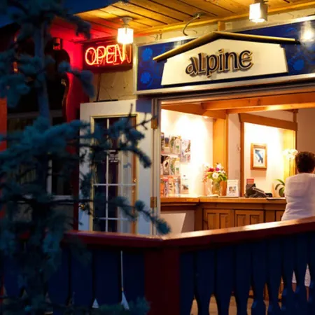 Alpine Inn & Suites