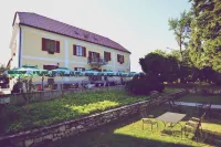 Dvorec Jeruzalem Hotels in Ljutomer