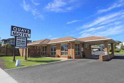 Quays Motel San Remo