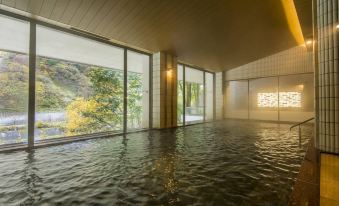 Kurobe Unazukionsen Yamanoha - Housity
