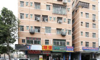 Shenzhen Shiyan Fengyuan Hotel