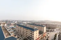 Starway Hotel (Jiujiang Hukou Shizhongqing Hotel) Hotels in Hukou