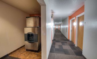 Motel 6-Branford, CT - New Haven - Housity
