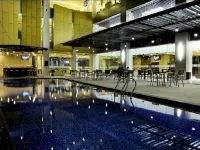 Hotel Horison Lampung - プール