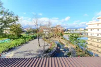 Houshan Baodian Guan zìzai - Bed and Breakfasts