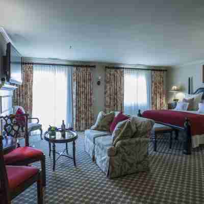 Saybrook Point Resort & Marina Rooms