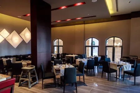 Panorama by Mercure Krasnaya Polyana  (Панорама от Меркюр Красная Поляна) Отели рядом с достопримечательностью «Смотровая поляна 960»