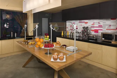 Aloft Miami Brickell Отели рядом с достопримечательностью «Порт оф Майами»