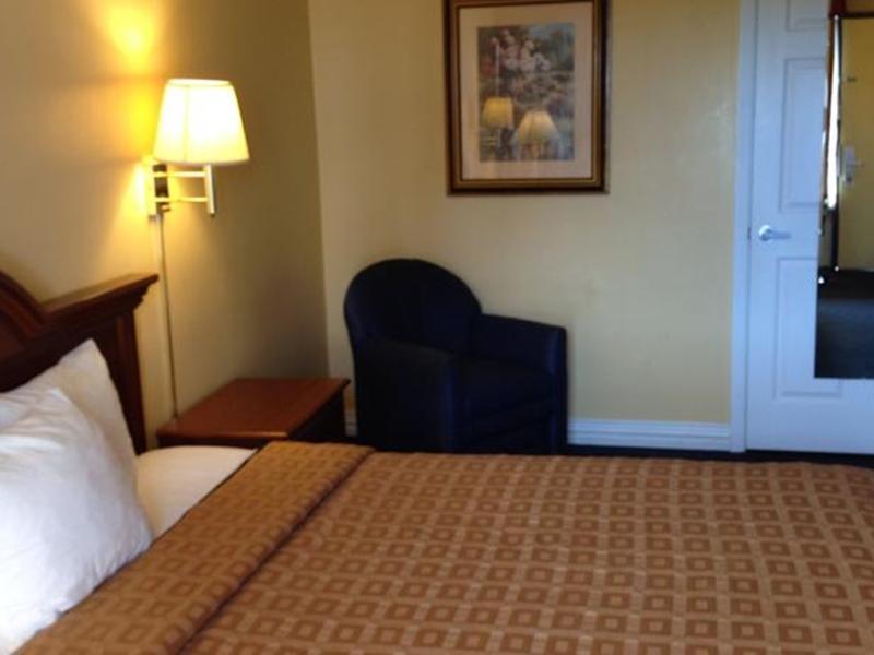 Americas Best Value Inn Hillsboro