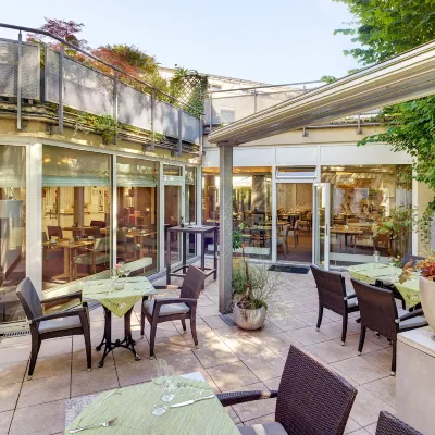 Art Hotel Superior Hotels near Waldstadion Aachen