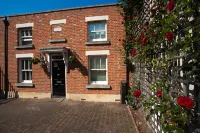 Duke of Buckingham Hotels in Portsmouth