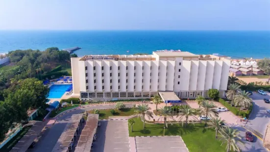 BM Beach Hotel