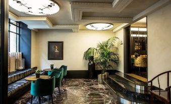 Hôtel du Rond-Point des Champs-Élysées - Esprit de France