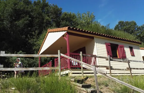 德拉巴基斯露營地