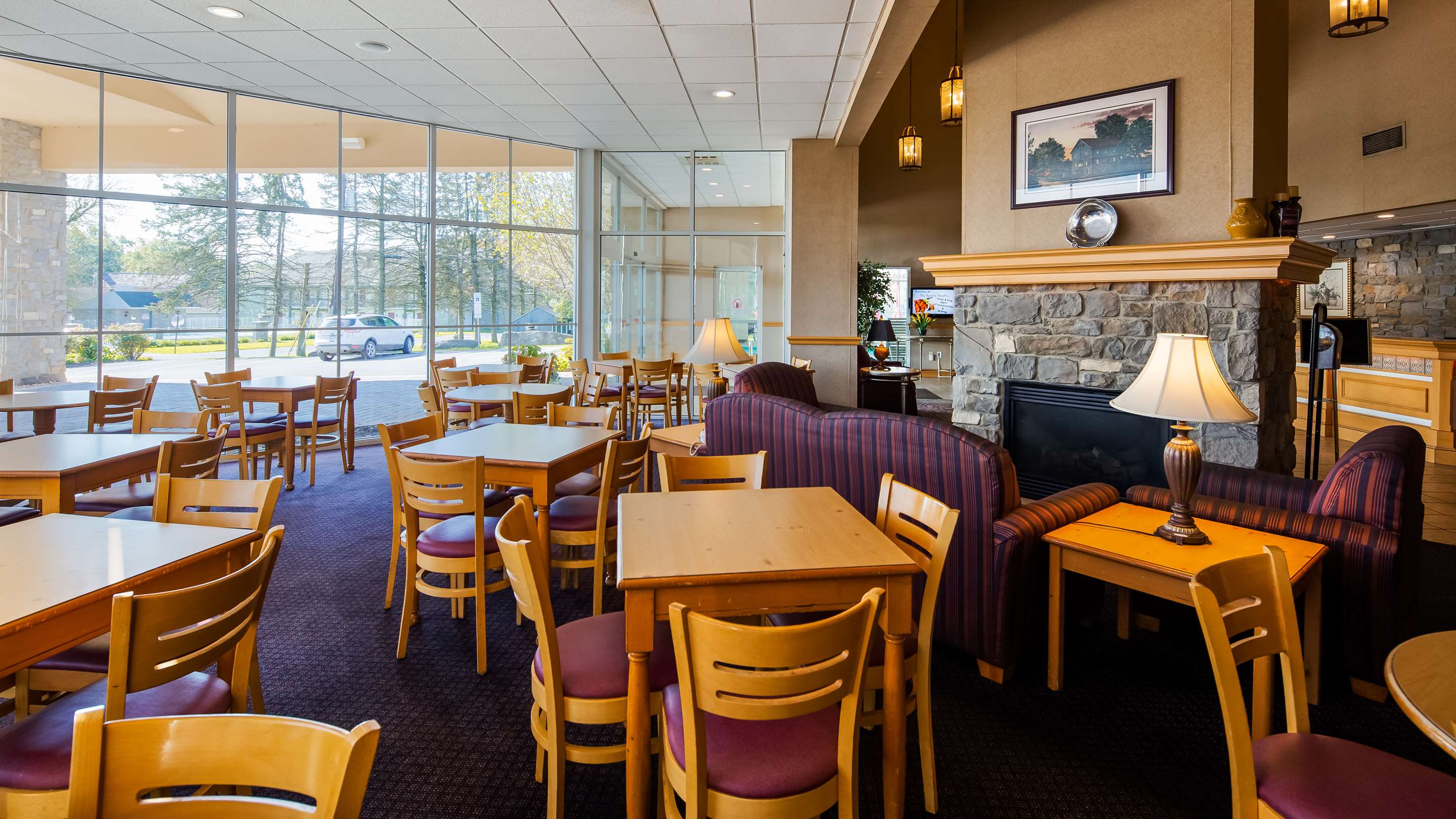 Best Western Plus Revere Inn & Suites